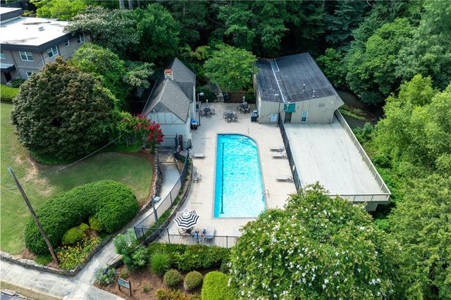 276 Lakemoore Drive NE C, Atlanta, GA 30342
