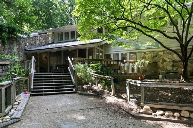 276 Lakemoore Drive NE C, Atlanta, GA 30342