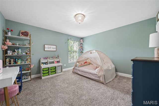 318 Hampton Ridge Drive, Wentzville, MO 63385