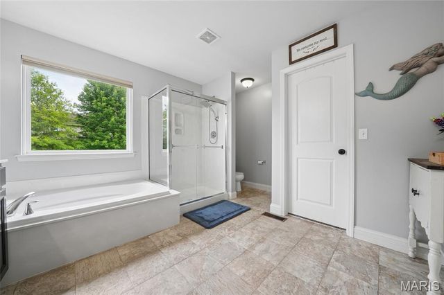 318 Hampton Ridge Drive, Wentzville, MO 63385