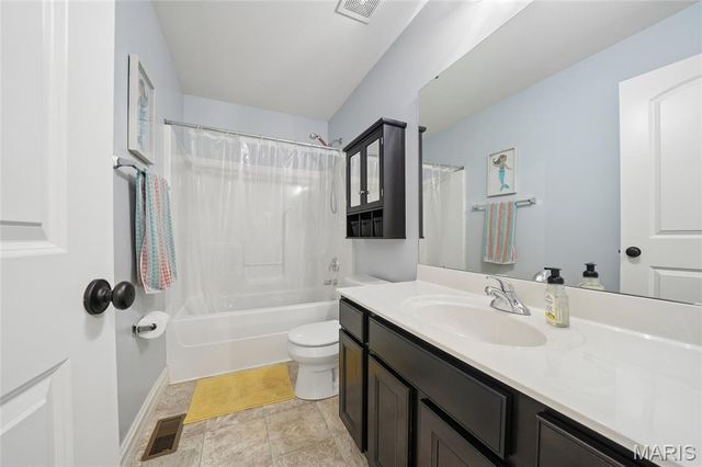 318 Hampton Ridge Drive, Wentzville, MO 63385
