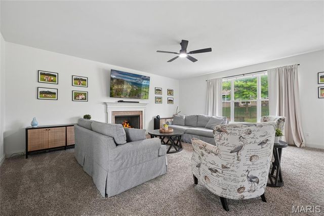 318 Hampton Ridge Drive, Wentzville, MO 63385