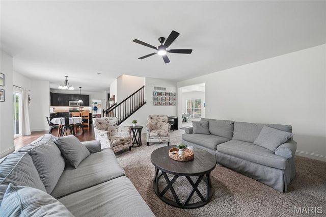 318 Hampton Ridge Drive, Wentzville, MO 63385