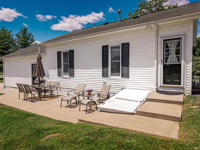 9225 Big Cynthiana Road, Evansville, IN 47720