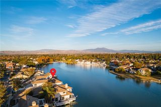 25 LakeView 60, Irvine, CA 92604