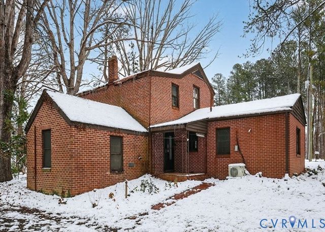 119 Church St, Alberta, VA 23821
