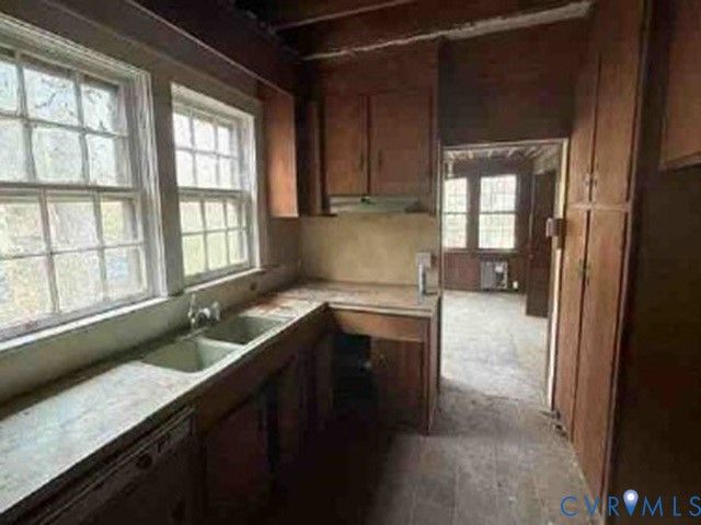 119 Church St, Alberta, VA 23821