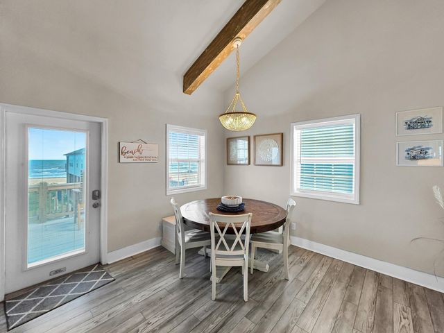 1890 Atlantis Lane, Crystal Beach, TX 77650