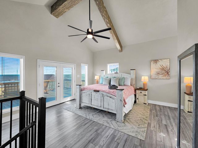 1890 Atlantis Lane, Crystal Beach, TX 77650