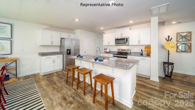 1371 Mammoth Road, Hickory, NC 28602