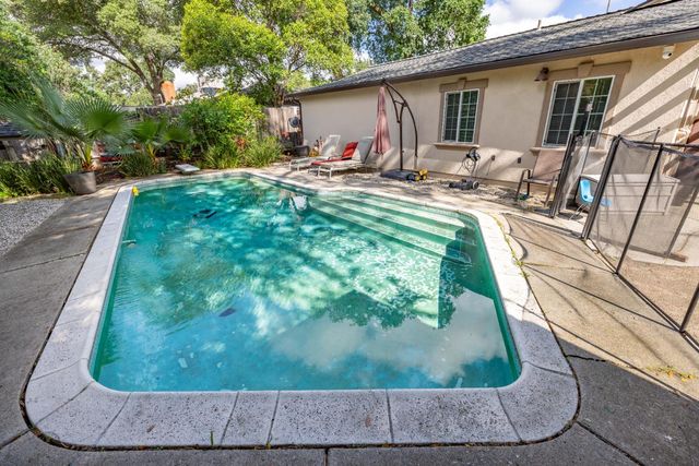 7332 Kilborn Dr, Fair Oaks, CA 95628