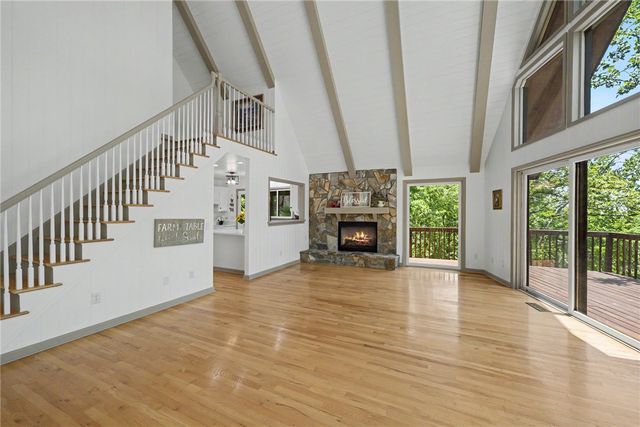 805 Whispering Falls Drive, Pickens, SC 29671