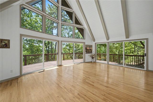 805 Whispering Falls Drive, Pickens, SC 29671