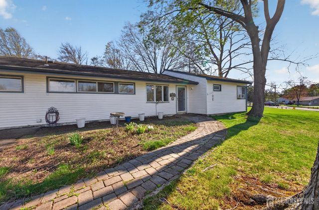 1 Cambridge Road, South Brunswick, NJ 08824