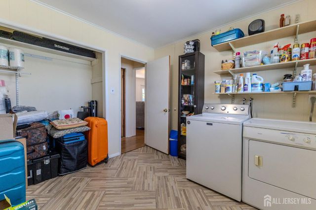 1 Cambridge Road, South Brunswick, NJ 08824