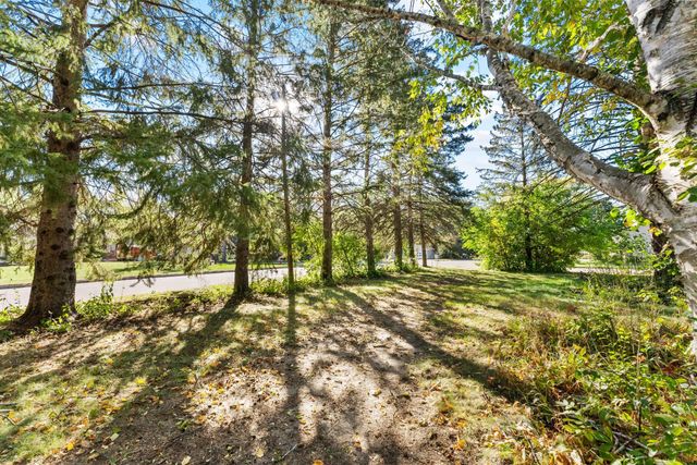 1650 89th Avenue N, Brooklyn Park, MN 55444