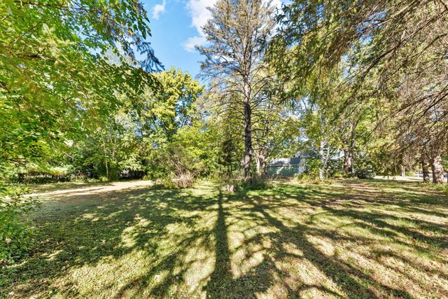 1650 89th Avenue N, Brooklyn Park, MN 55444