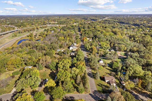 1650 89th Avenue N, Brooklyn Park, MN 55444