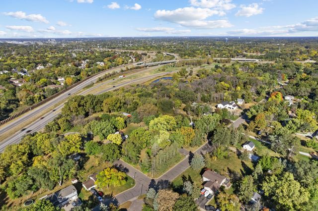 1650 89th Avenue N, Brooklyn Park, MN 55444