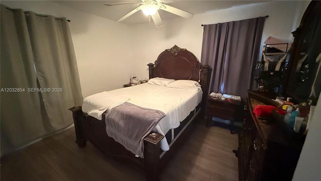 261 NW 139th St, Miami, FL 33168