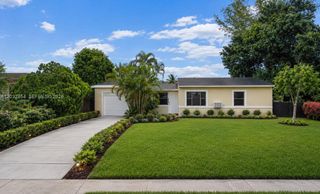 261 NW 139th St, Miami, FL 33168