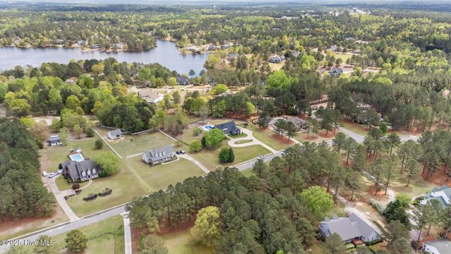 414 Mclendon Hills Drive, West End, NC 27376