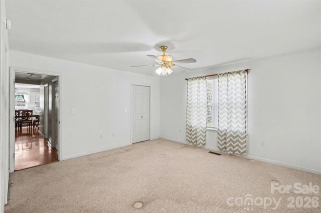 300 S Broome Street, Waxhaw, NC 28173