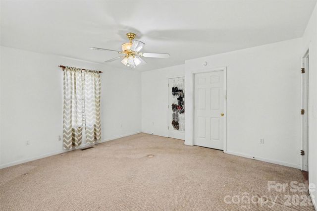 300 S Broome Street, Waxhaw, NC 28173