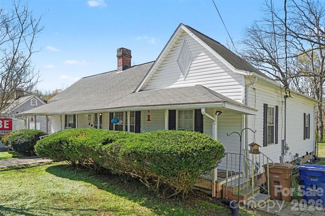 300 S Broome Street, Waxhaw, NC 28173