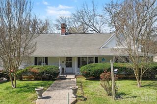 300 S Broome Street, Waxhaw, NC 28173