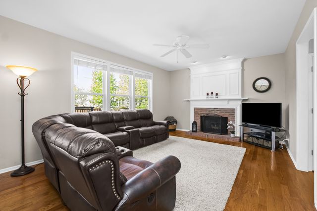 25016 Rockwell Lane, Plainfield, IL 60585