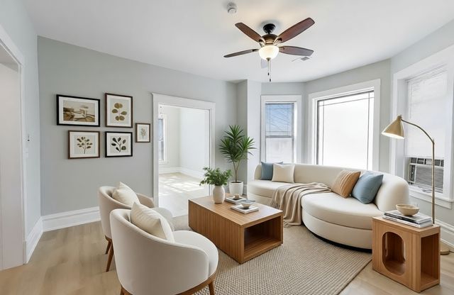 2114 W Byron Street 1, Chicago, IL 60618