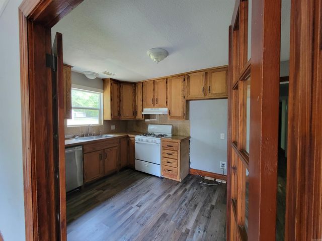 303 S St. Joseph Street, Morrilton, AR 72110