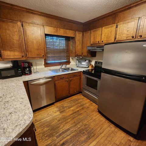 120 Ripley Drive, Greenville, NC 27834