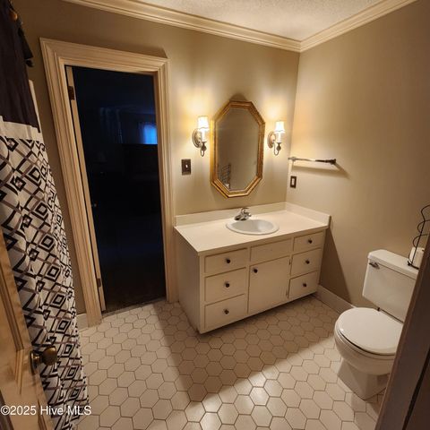 120 Ripley Drive, Greenville, NC 27834