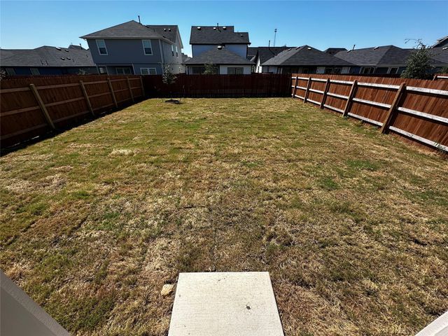 456 Sandringham LOOP, Kyle, TX 78640