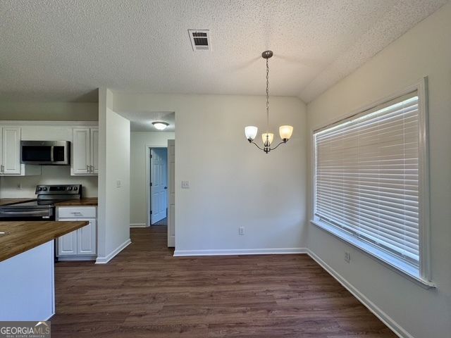 312 Twelve Oaks Drive, Warner Robins, GA 31088