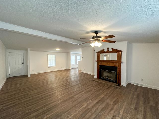 331 Ellen Lane, Gray, KY 40734