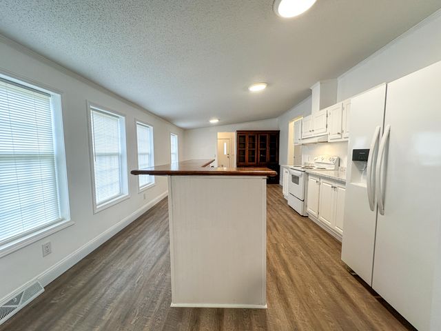 331 Ellen Lane, Gray, KY 40734