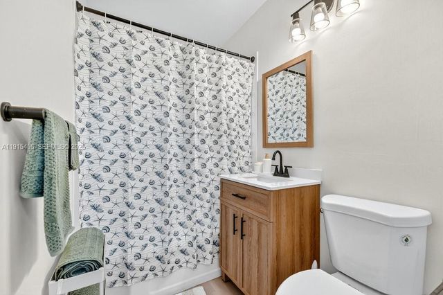 801 NE 19th Terrace, Fort Lauderdale, FL 33304