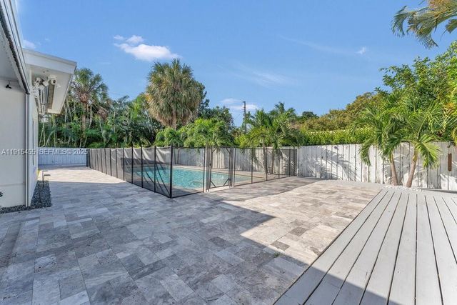 801 NE 19th Terrace, Fort Lauderdale, FL 33304