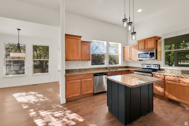 2826 W SHADY VIEW LN, Lehi, UT 84048