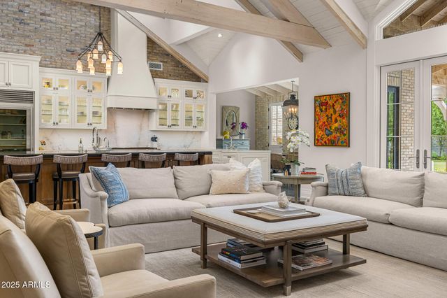 6702 E KASBA Circle, Paradise Valley, AZ 85253