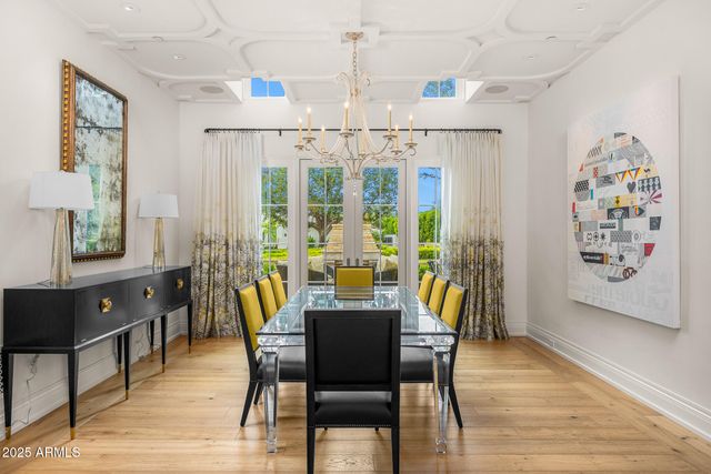 6702 E KASBA Circle, Paradise Valley, AZ 85253