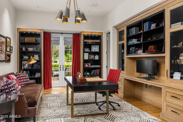 6702 E KASBA Circle, Paradise Valley, AZ 85253