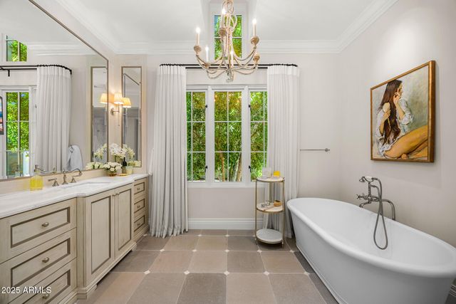 6702 E KASBA Circle, Paradise Valley, AZ 85253