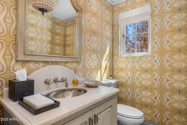 6702 E KASBA Circle, Paradise Valley, AZ 85253