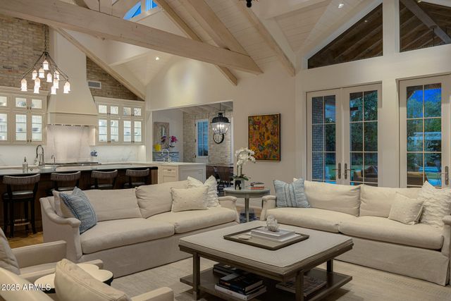 6702 E KASBA Circle, Paradise Valley, AZ 85253