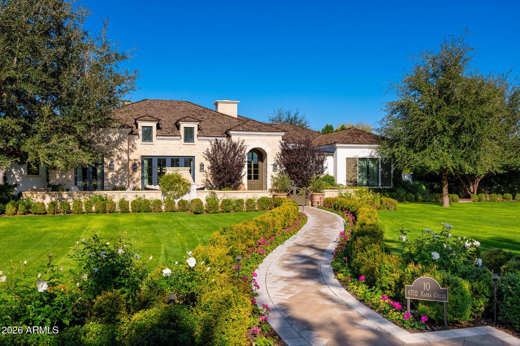 6702 E KASBA Circle, Paradise Valley, AZ 85253