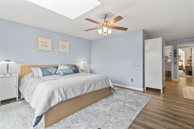 3432 Loon Lake Court, Waterford, MI 48329